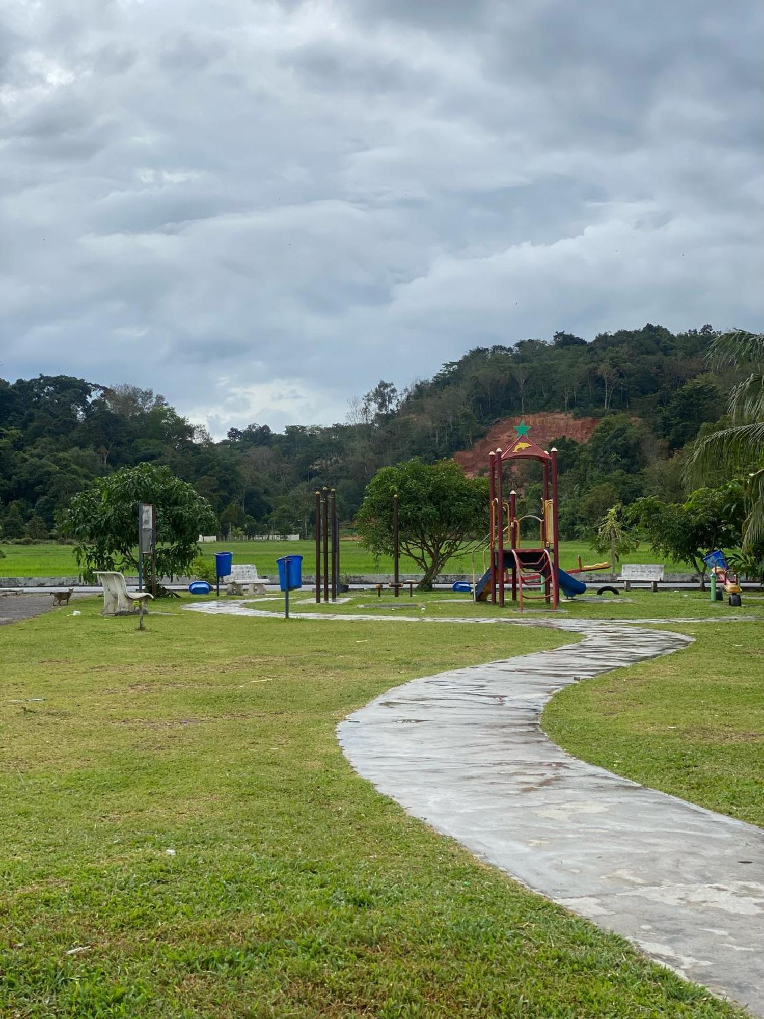 Homestay Desa Tikam Batu Sungai Petani Zewnętrze zdjęcie